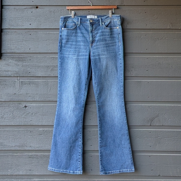 NWT Vintage America Medium Wash Stretch Denim Boot Cut Blue Jeans Size 12 - Picture 1 of 9